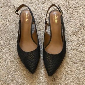 Black Slingback Kitten Heels